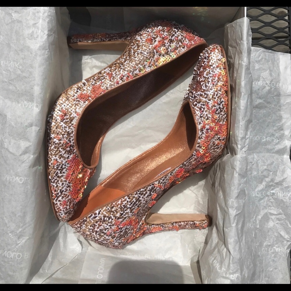 ***SOLD***Manolo Blahnik Tuccio Wanda Snake Heels - Picture 7 of 8